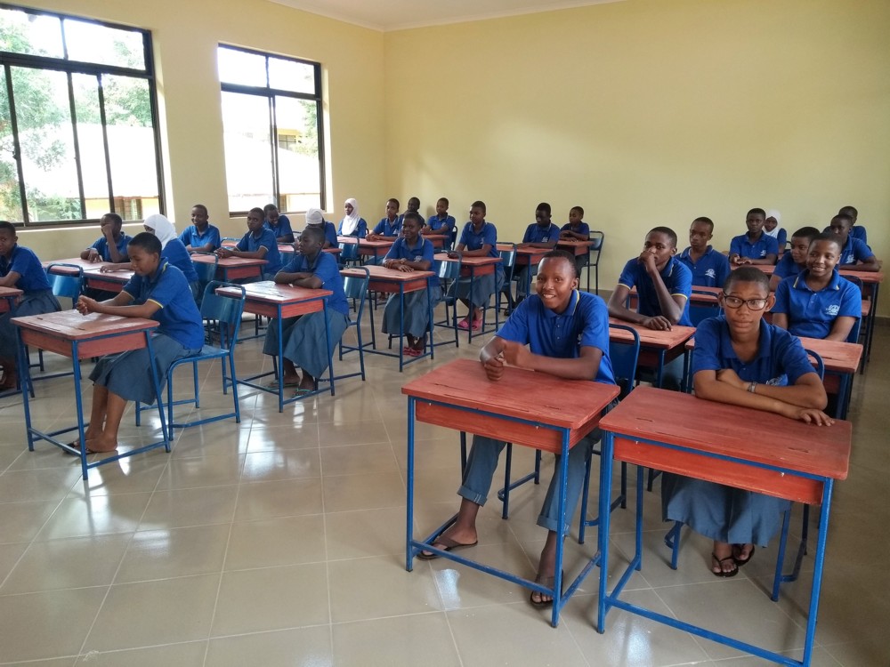 Neues Klassenraumgebäude in Mwanga (Tansania)